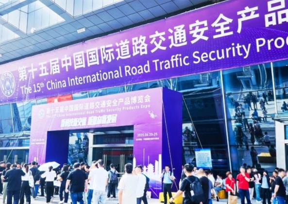 LED显示屏,LED显示屏厂家,LED照明厂家,照明解决方案,显示屏解决方案